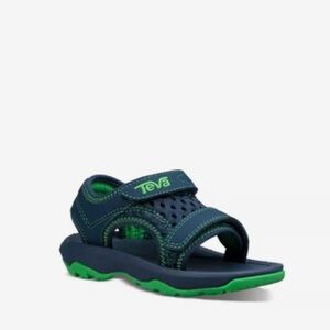 NWOT Teva Psyclone CLT Kids' Blue and Green Adventure Sandals